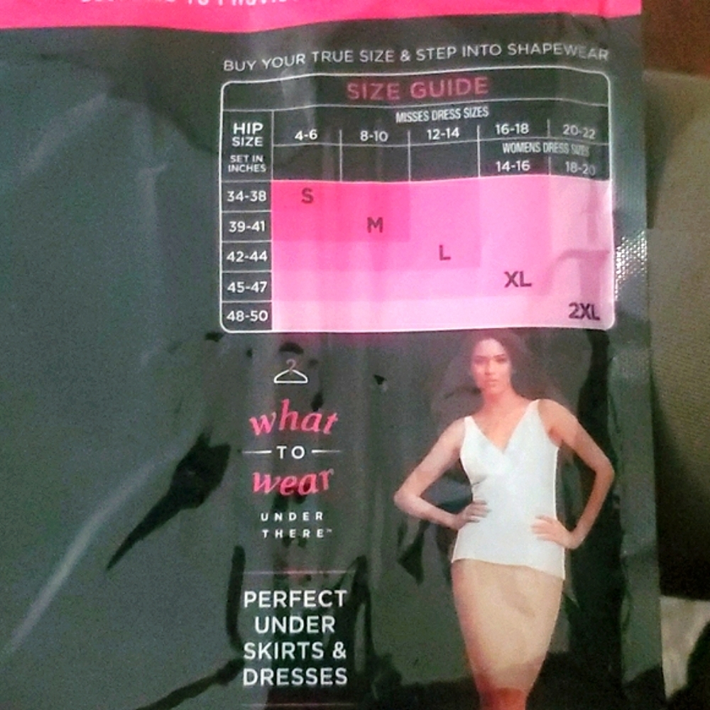 Maidenform flexees - Picture 3 of 3